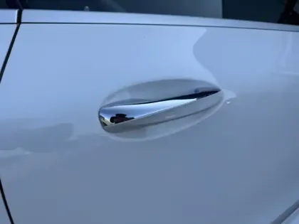 Photo 10 Mercedes Classe E Gén. V (W213) Ph1 Sportline 4