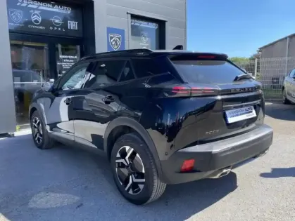Photo 23 Peugeot 2008 II Hybrid 136 e-DCS6 ALLURE