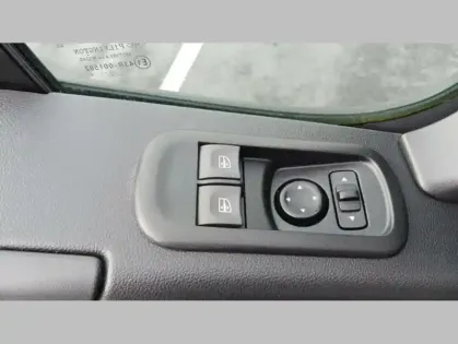 Photo 12 Renault Master FOURGON FGN TRAC F3500 L2H2 BLUE DCI 135 CONFORT