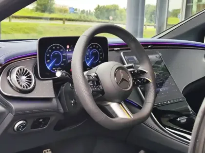 Photo 7 Mercedes Classe E Berline 300 245ch AMG Line Classe / 295 L