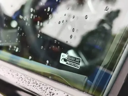 Photo 19 Mercedes Classe E Berline 300 245ch AMG Line Classe / 295 L