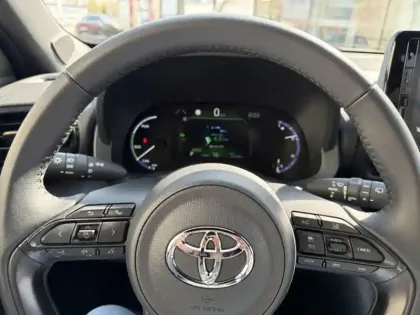 Photo 12 Toyota Yaris Hybride 1.5 HYBRID 116H TRAIL