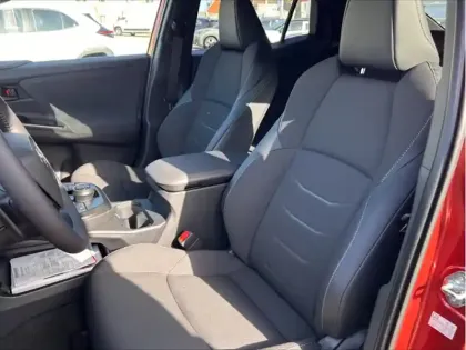 Photo 13 Toyota C-HR Design Grande Autonomie 77 kWh 224ch +