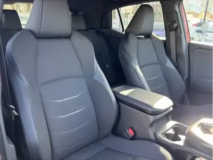 Photo 14 Toyota C-HR Design Grande Autonomie 77 kWh 224ch +