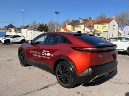 Photo 20 Toyota C-HR Design Grande Autonomie 77 kWh 224ch +