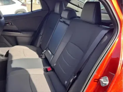 Photo 15 Toyota C-HR Design Grande Autonomie 77 kWh 224ch +