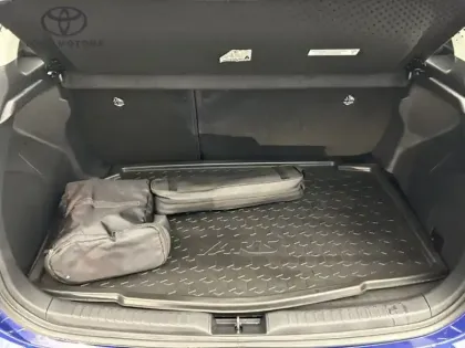 Photo 21 Toyota Yaris Hybride 116h Dynamic