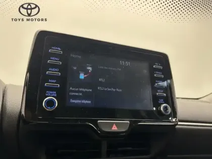 Photo 17 Toyota Yaris Hybride 116h Dynamic