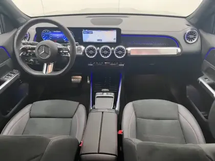 Photo 10 Mercedes Classe B 250+ AMG Line