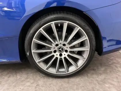 Photo 8 Mercedes Classe C 220 d AMG Line