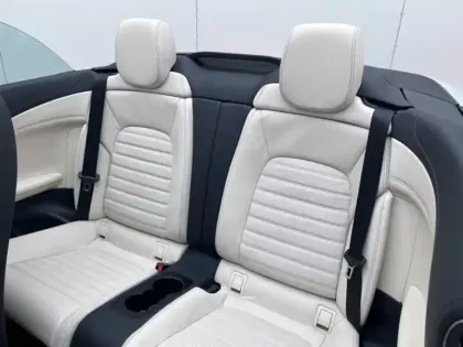 Photo 20 Mercedes Classe C 220 d AMG Line