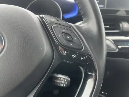 Photo 17 Toyota C-HR 2.0 Hybride 184 Graphic