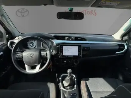 Photo 10 Toyota Hilux XC 2.8 D-4D X-TRA Légende 4WD