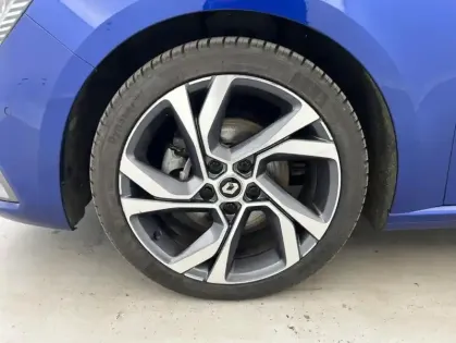 Photo 18 Renault Megane 1.6 E-Tech Plug-in 160ch RS Line Suréquipée