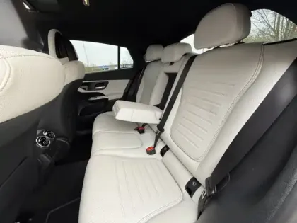 Photo 22 Mercedes Classe GLC 300 e Hybrid EQ 4MATIC AMG Line