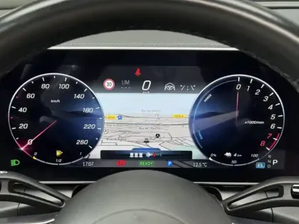 Photo 29 Mercedes Classe GLC 300 e Hybrid EQ 4MATIC AMG Line