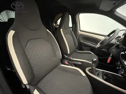 Photo 12 Toyota Aygo 1.0 VVT-i 72 Design