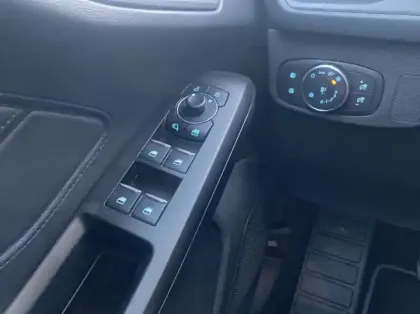 Photo 35 Ford Focus SW 1.0 EcoBoost mHEV 125ch Titanium X Business