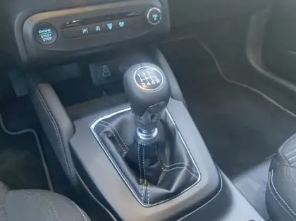 Photo 37 Ford Focus SW 1.0 EcoBoost mHEV 125ch Titanium X Business