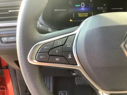 Photo 22 Renault Captur Nouveau E-Tech full hybrid 160 ch Techno