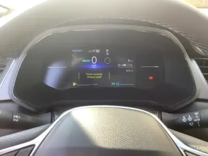 Photo 13 Renault Captur Nouveau E-Tech full hybrid 160 ch Techno