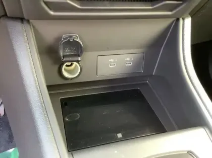 Photo 20 Renault Captur Nouveau E-Tech full hybrid 160 ch Techno