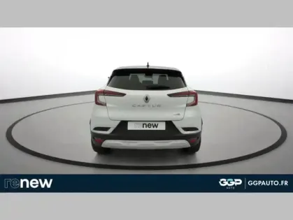 Photo 8 Renault Captur E-Tech 145 - 21 R.S. Line