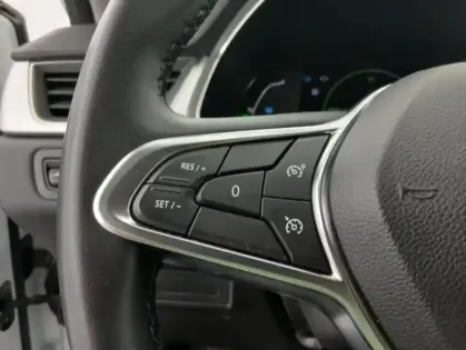 Photo 25 Renault Captur E-Tech 145 - 21 R.S. Line