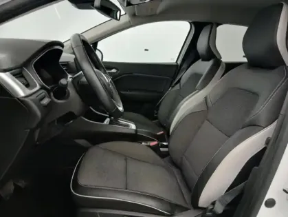 Photo 13 Renault Captur E-Tech 145 - 21 R.S. Line