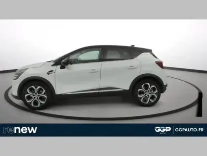 Photo 10 Renault Captur E-Tech 145 - 21 R.S. Line