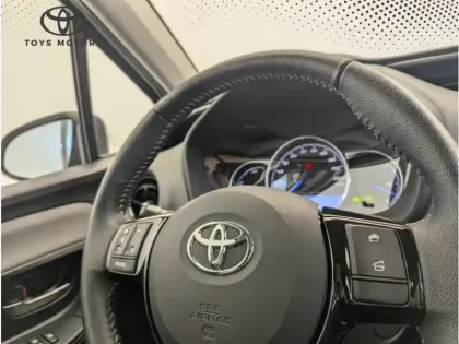 Photo 19 Toyota Yaris Hybride 1.5 VVT-I HYBRID France