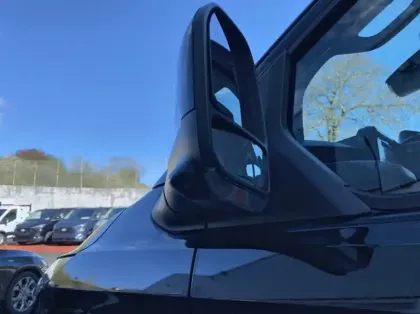 Photo 25 Ford Custom Gén. II Ph1 Sport 1