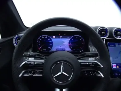 Photo 25 Mercedes Classe GLC SUV 200 d 4MATIC AMG Line