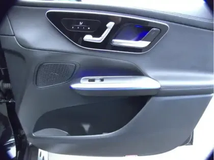 Photo 19 Mercedes Classe GLC SUV 200 d 4MATIC AMG Line