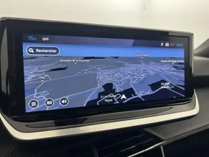 Photo 22 Peugeot 2008 1.2 PureTech 100ch Allure