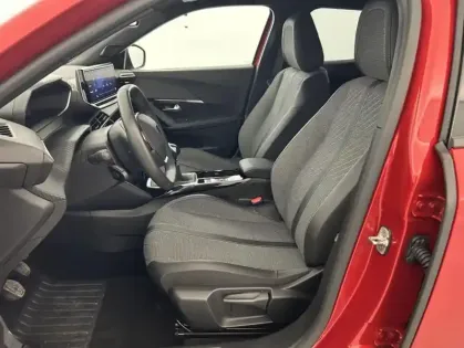 Photo 8 Peugeot 2008 1.2 PureTech 100ch Allure