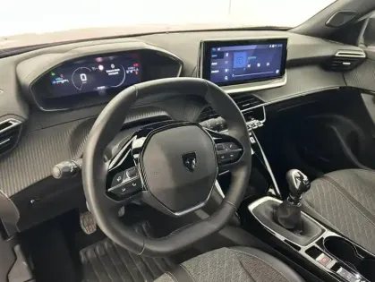 Photo 9 Peugeot 2008 1.2 PureTech 100ch Allure