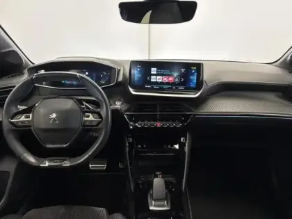 Photo 14 Peugeot 208  e- 136ch GT