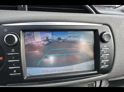 Photo 14 Toyota Yaris  100h France Business 5p RC18