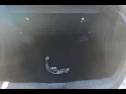 Photo 8 Toyota C-HR  122h Edition 2WD E-CVT RC18