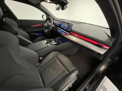 Photo 5 BMW Serie 5 M5 Touring 4.4 V8 PHEV 727ch