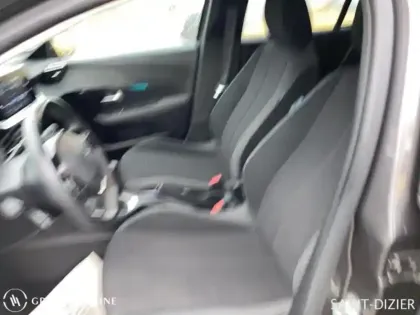 Photo 8 Peugeot 208  1.2 PureTech 100ch S&S Style