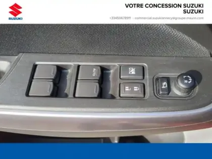 Photo 11 Suzuki Swift  1.2 Dualjet Hybrid 83ch Pack AllGrip