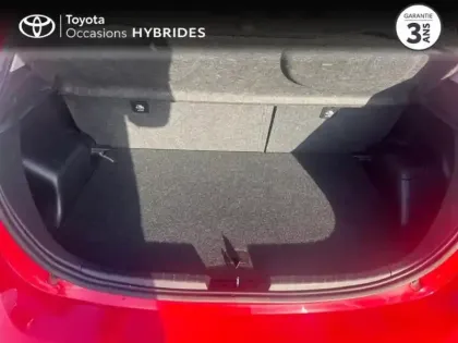 Photo 9 Toyota Yaris  100h Dynamic 5p RC19