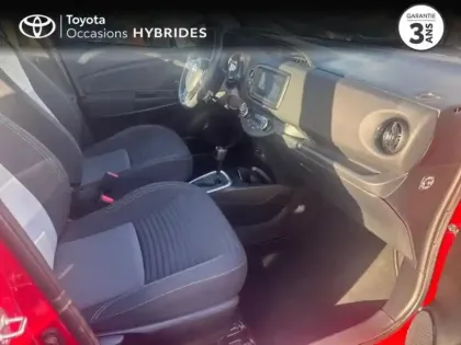 Photo 5 Toyota Yaris  100h Dynamic 5p RC19