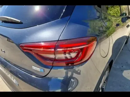 Photo 13 Renault Clio Gén. V (BJA) Ph1 NG RS Line 5