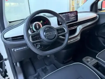 Photo 10 Fiat 500 Gén. II Ph1 MY23 Base 3