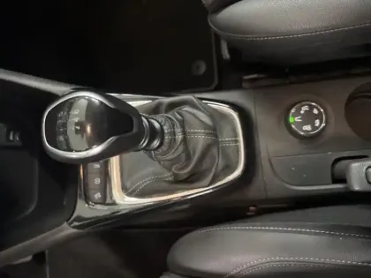 Photo 10 Opel Crossland  1.2 Turbo 130ch Ultimate