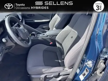 Photo 10 Toyota C-HR  1.8 Hybride 140ch Design NG23