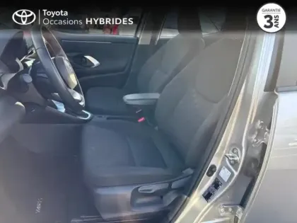 Photo 10 Toyota Yaris Gén. IV Ph1 NG Dynamic 5